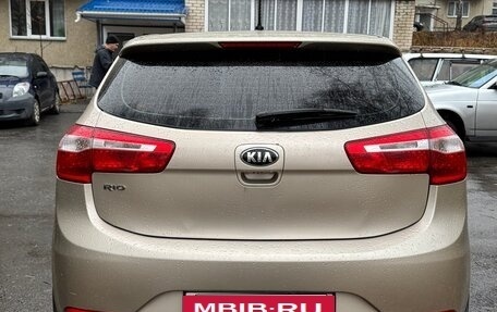 KIA Rio III рестайлинг, 2013 год, 740 000 рублей, 3 фотография