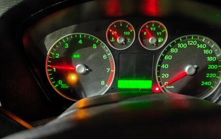 Ford Focus II рестайлинг, 2006 год, 450 000 рублей, 12 фотография