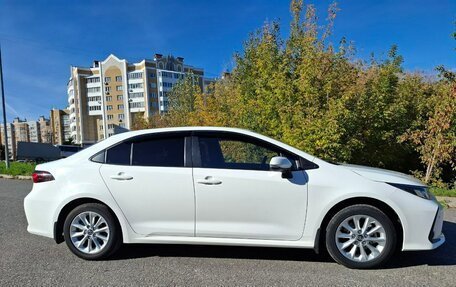 Toyota Corolla, 2021 год, 1 995 000 рублей, 3 фотография