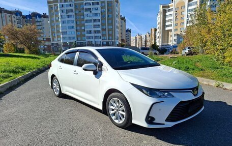 Toyota Corolla, 2021 год, 1 995 000 рублей, 2 фотография