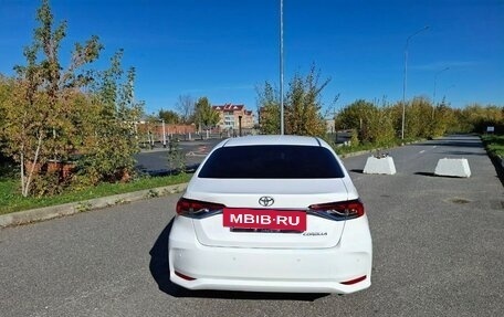 Toyota Corolla, 2021 год, 1 995 000 рублей, 6 фотография