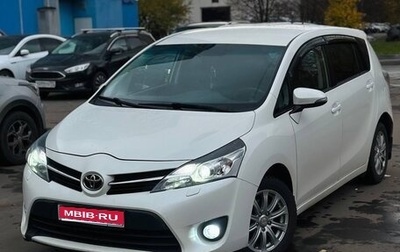 Toyota Verso I, 2013 год, 1 100 000 рублей, 1 фотография