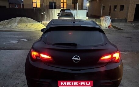 Opel Astra J, 2011 год, 560 000 рублей, 2 фотография