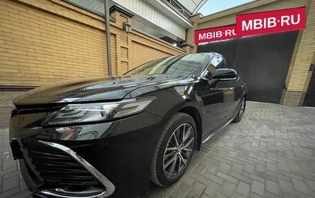 Toyota Camry, 2023 год, 3 520 000 рублей, 5 фотография