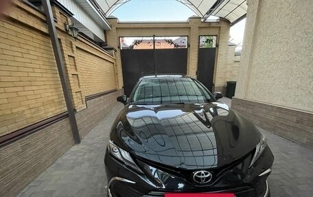 Toyota Camry, 2023 год, 3 520 000 рублей, 6 фотография