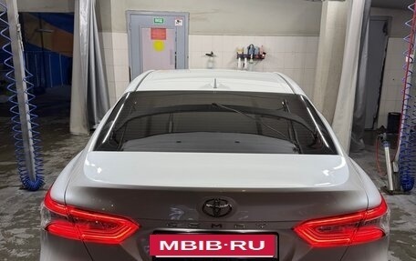 Toyota Camry, 2018 год, 2 650 000 рублей, 2 фотография