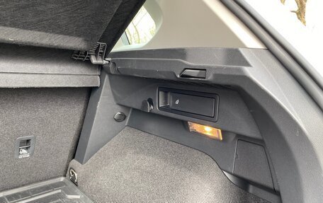 Volkswagen Tiguan II, 2021 год, 3 000 000 рублей, 15 фотография