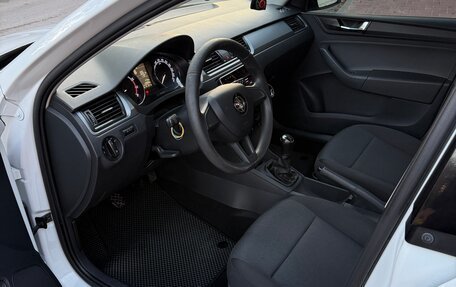 Skoda Rapid I, 2019 год, 1 200 000 рублей, 12 фотография