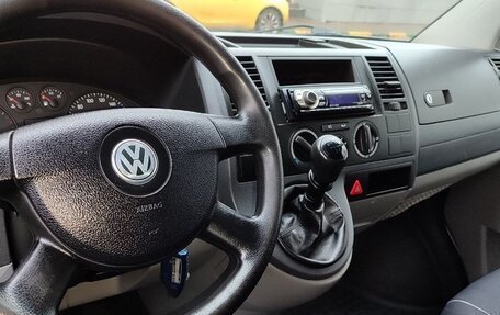 Volkswagen Transporter T5 рестайлинг, 2008 год, 1 300 000 рублей, 9 фотография