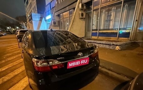 Toyota Camry, 2015 год, 1 350 000 рублей, 2 фотография