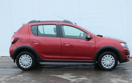 Renault Sandero II рестайлинг, 2015 год, 900 000 рублей, 7 фотография