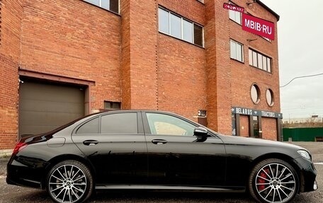 Mercedes-Benz E-Класс, 2017 год, 3 600 000 рублей, 6 фотография