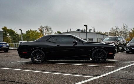 Dodge Challenger III рестайлинг 2, 2020 год, 4 100 000 рублей, 4 фотография