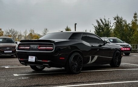 Dodge Challenger III рестайлинг 2, 2020 год, 4 100 000 рублей, 5 фотография