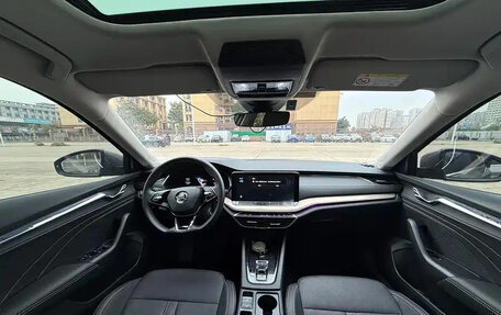 Skoda Octavia IV, 2022 год, 1 890 099 рублей, 13 фотография