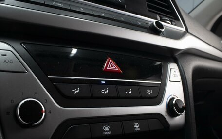 Hyundai Elantra VI рестайлинг, 2016 год, 1 460 000 рублей, 17 фотография