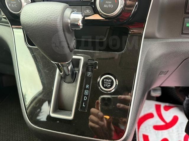 Toyota Voxy III, 2020 год, 1 915 947 рублей, 4 фотография