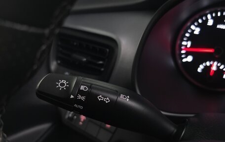 KIA Stonic, 2019 год, 1 400 143 рублей, 9 фотография