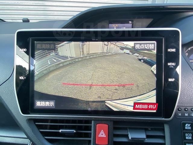 Toyota Noah III, 2021 год, 1 800 000 рублей, 6 фотография