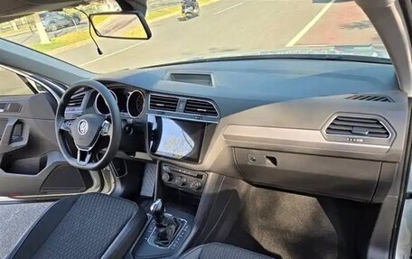 Volkswagen Tiguan II, 2021 год, 2 400 143 рублей, 10 фотография