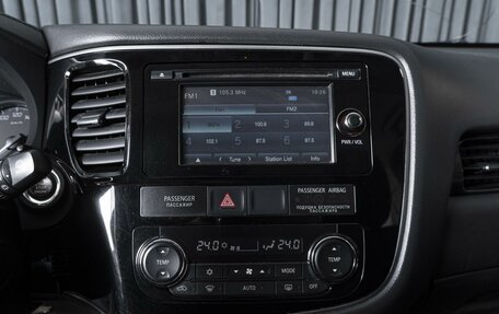 Mitsubishi Outlander III рестайлинг 3, 2016 год, 1 694 000 рублей, 16 фотография