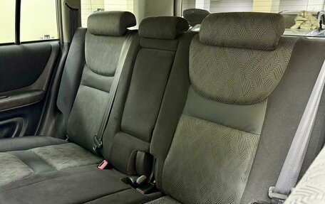 Toyota Kluger I, 2001 год, 1 115 000 рублей, 22 фотография