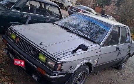 Nissan Liberta Villa, 1986 год, 235 000 рублей, 2 фотография