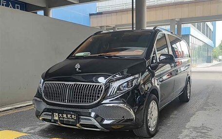 Mercedes-Benz Vito, 2022 год, 6 600 000 рублей, 1 фотография