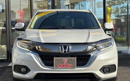 Honda Vezel, 2017 год, 1 450 000 рублей, 2 фотография