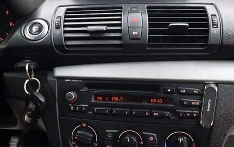 BMW 1 серия, 2010 год, 800 000 рублей, 17 фотография