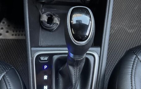 Hyundai Solaris II рестайлинг, 2017 год, 1 250 000 рублей, 4 фотография