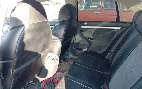 Volkswagen Jetta VI, 2010 год, 600 000 рублей, 6 фотография