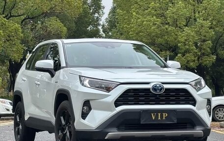 Toyota RAV4, 2022 год, 4 300 888 рублей, 4 фотография