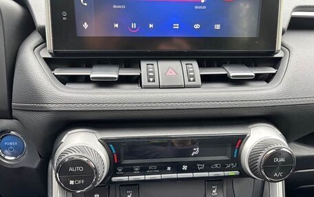 Toyota RAV4, 2022 год, 4 300 888 рублей, 12 фотография