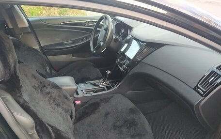 Hyundai Sonata VI, 2011 год, 1 200 000 рублей, 10 фотография