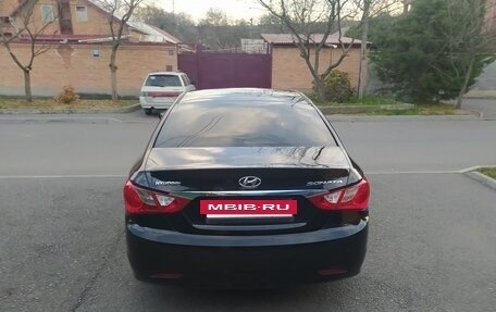 Hyundai Sonata VI, 2011 год, 1 200 000 рублей, 5 фотография