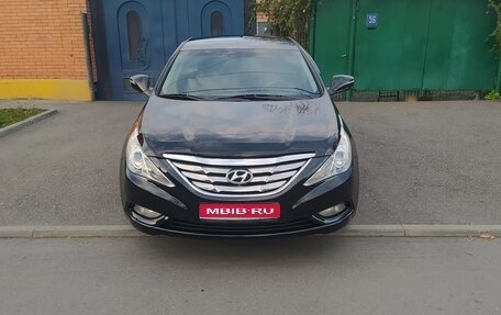 Hyundai Sonata VI, 2011 год, 1 200 000 рублей, 1 фотография