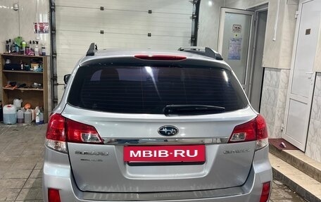 Subaru Outback IV рестайлинг, 2011 год, 1 350 000 рублей, 2 фотография