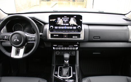 Mitsubishi L200, 2025 год, 5 950 000 рублей, 8 фотография