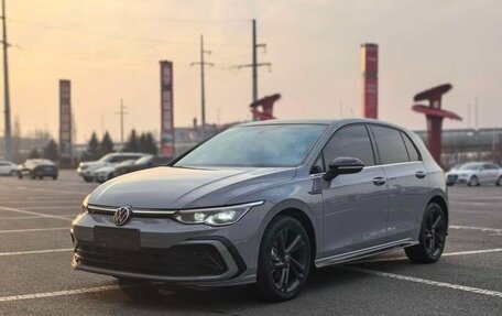 Volkswagen Golf VIII, 2022 год, 1 735 000 рублей, 1 фотография