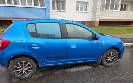 Renault Sandero II рестайлинг, 2015 год, 399 000 рублей, 4 фотография