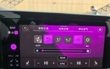 Volkswagen Golf VIII, 2022 год, 1 735 000 рублей, 14 фотография