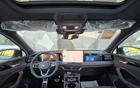 Volkswagen Tiguan, 2025 год, 4 790 000 рублей, 13 фотография