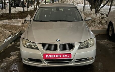 BMW 3 серия, 2005 год, 1 280 000 рублей, 2 фотография