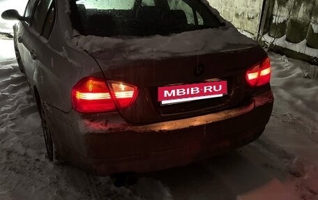 BMW 3 серия, 2005 год, 1 280 000 рублей, 4 фотография