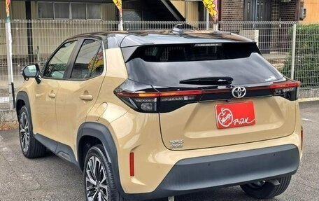 Toyota Yaris Cross, 2022 год, 1 601 000 рублей, 16 фотография