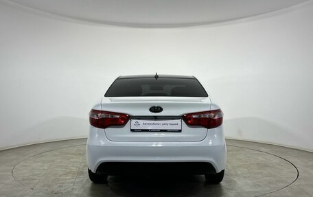 KIA Rio III рестайлинг, 2015 год, 1 050 000 рублей, 3 фотография