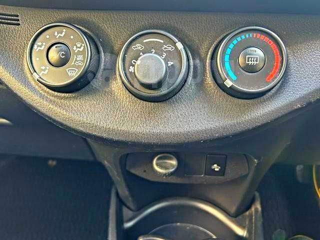 Toyota Vitz XP130 рестайлинг, 2019 год, 795 890 рублей, 4 фотография