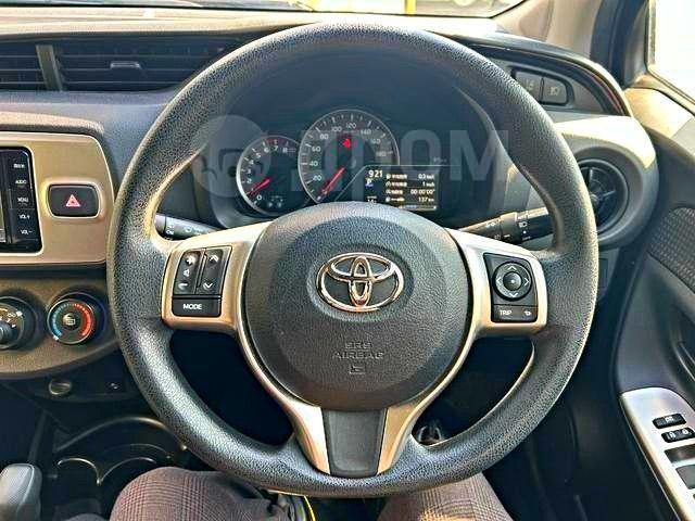 Toyota Vitz XP130 рестайлинг, 2019 год, 795 890 рублей, 5 фотография