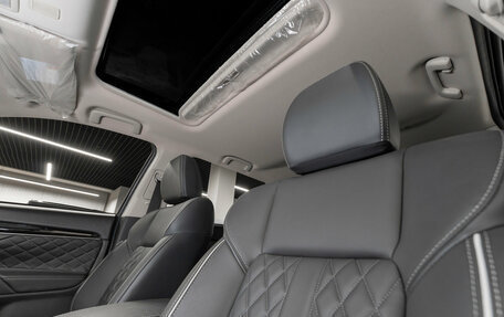 Mitsubishi Outlander III рестайлинг 3, 2022 год, 3 250 000 рублей, 10 фотография